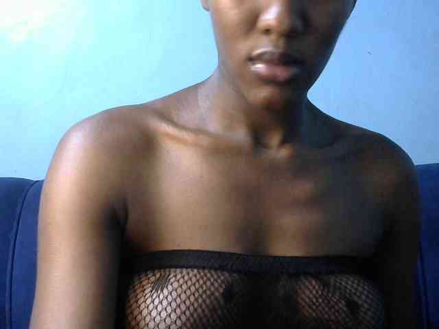 Trisha254 webcam