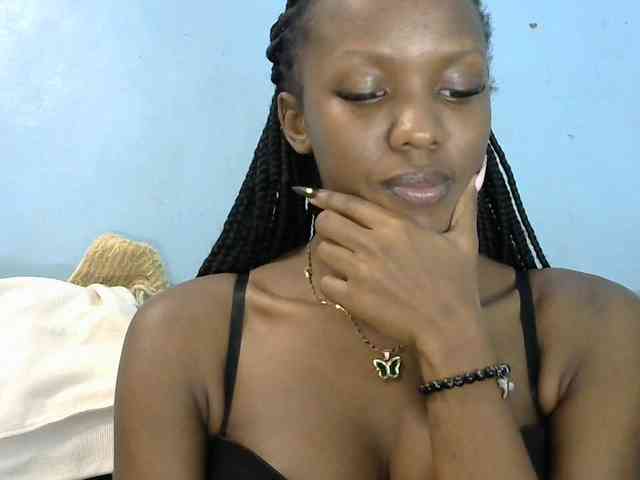 Trisha254 webcam