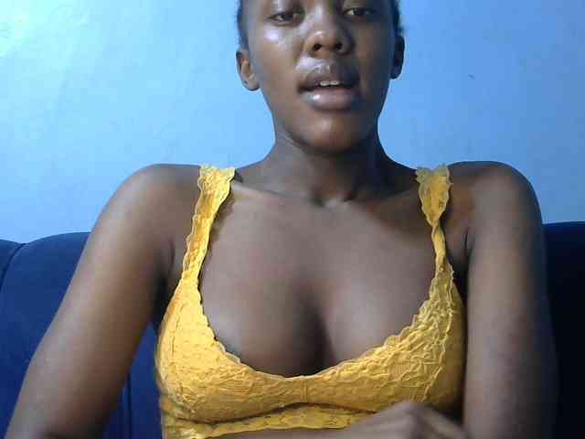 Trisha254 webcam