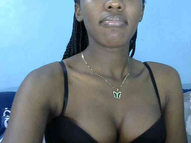 Trisha254 webcam