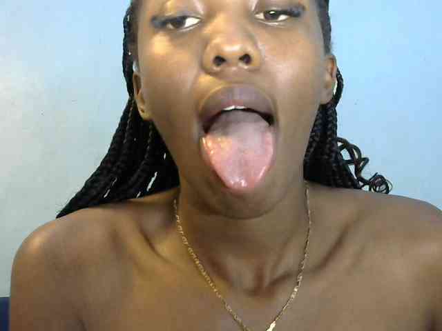 Trisha254 webcam