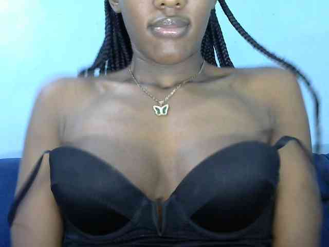Trisha254 webcam