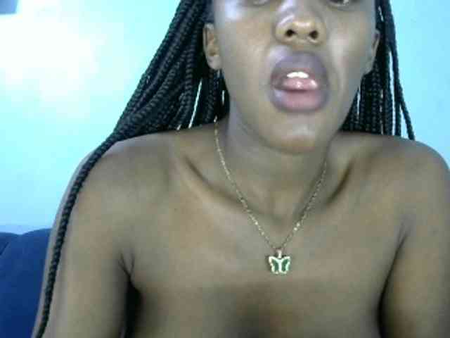 Trisha254 webcam