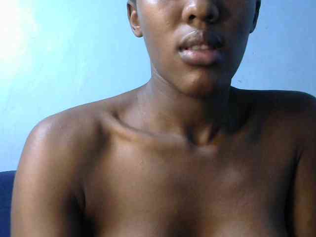 Trisha254 webcam