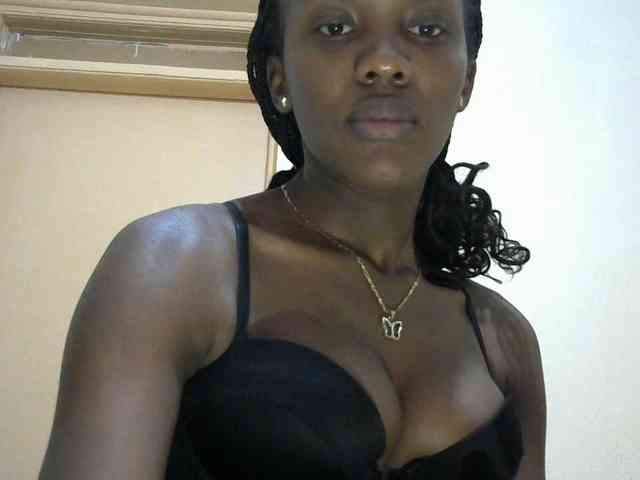 Trisha254 webcam