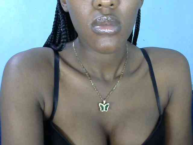 Trisha254 webcam