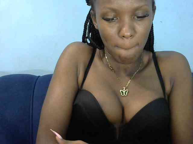 Trisha254 webcam