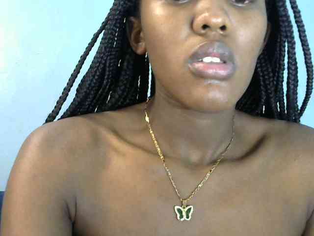 Trisha254 webcam