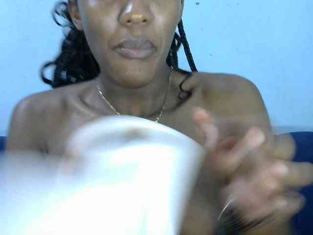 Trisha254 webcam