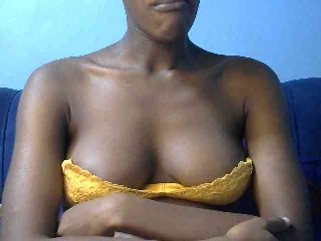 Trisha254 webcam