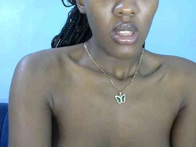Trisha254 webcam