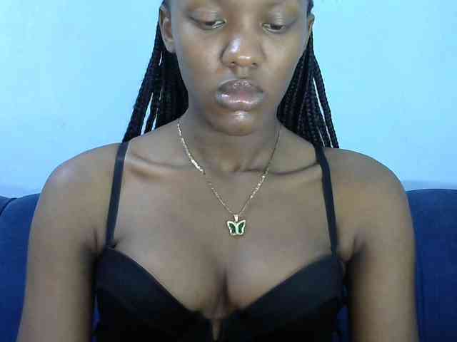 Trisha254 webcam