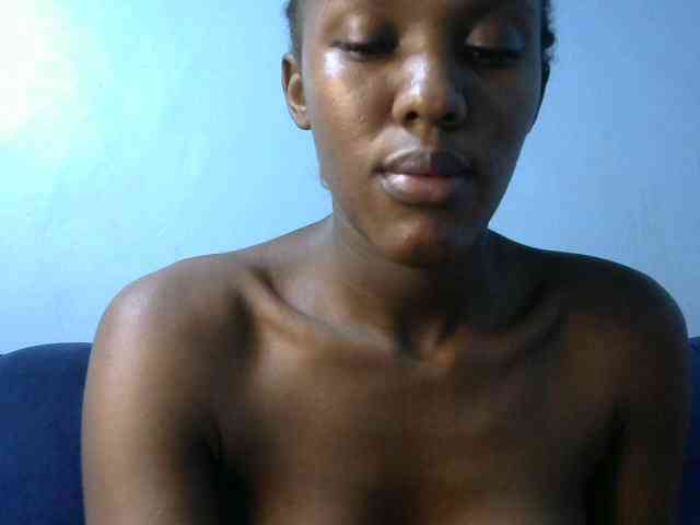 Trisha254 webcam