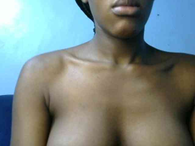 Trisha254 webcam