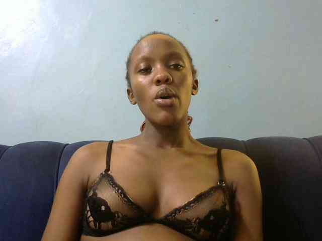 Trisha254 webcam