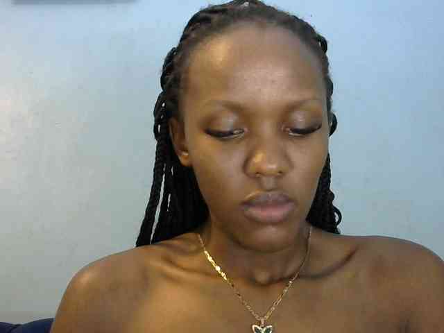 Trisha254 webcam