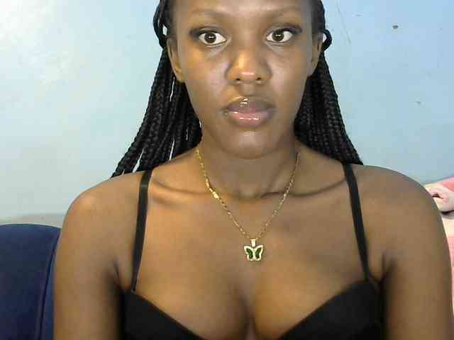Trisha254 webcam