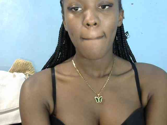Trisha254 webcam