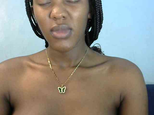 Trisha254 webcam