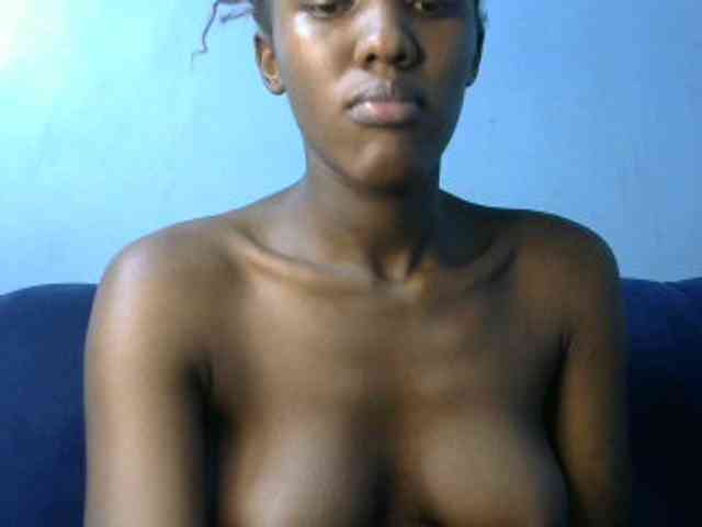 Trisha254 webcam