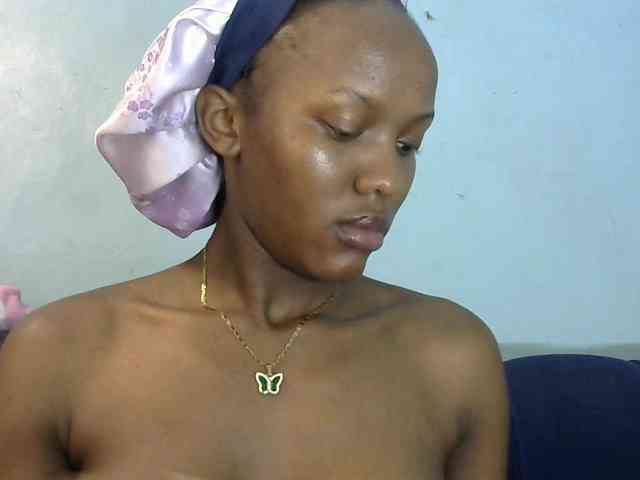 Trisha254 webcam