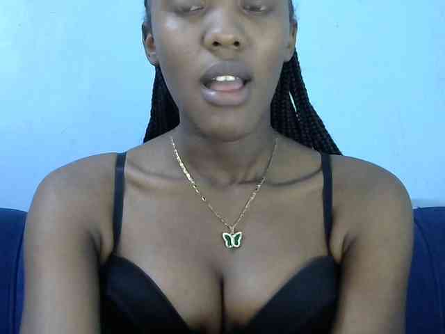 Trisha254 webcam