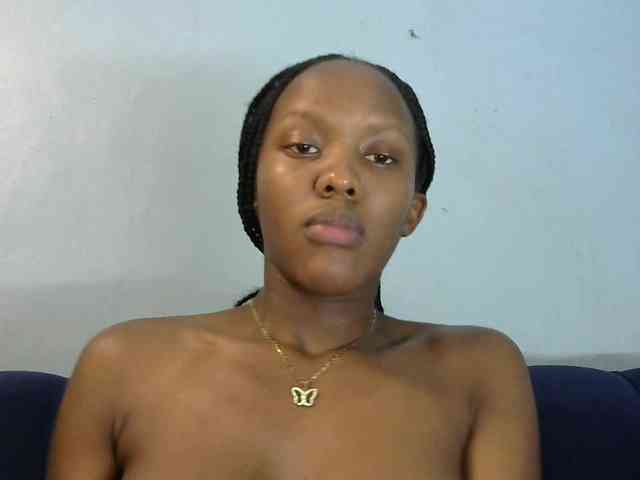 Trisha254 webcam