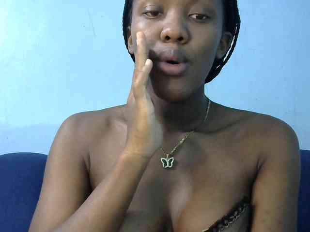 Trisha254 webcam