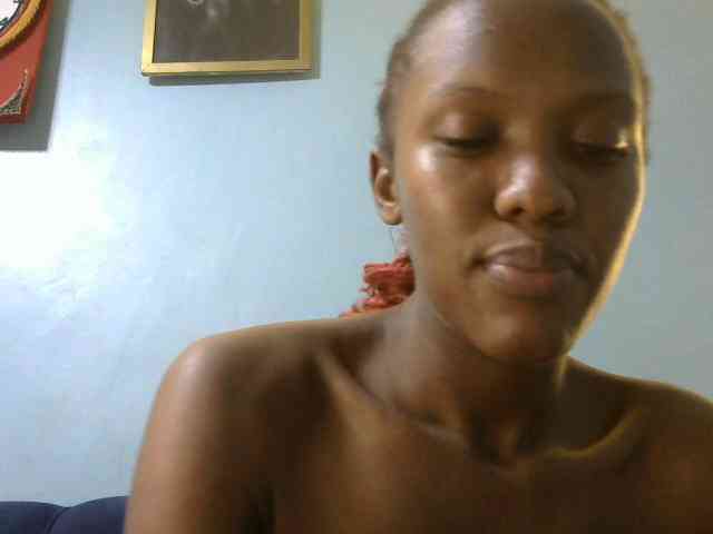 Trisha254 webcam