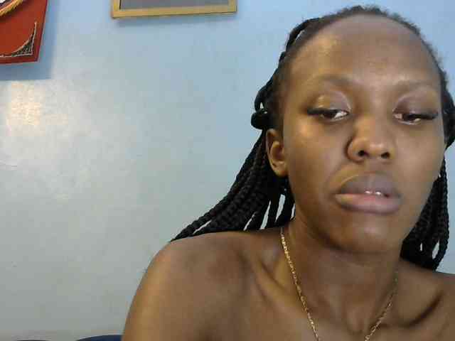Trisha254 webcam