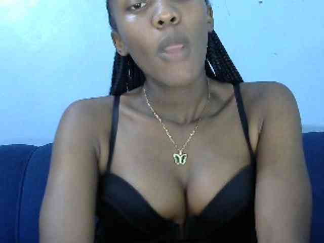 Trisha254 webcam