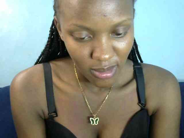 Trisha254 webcam