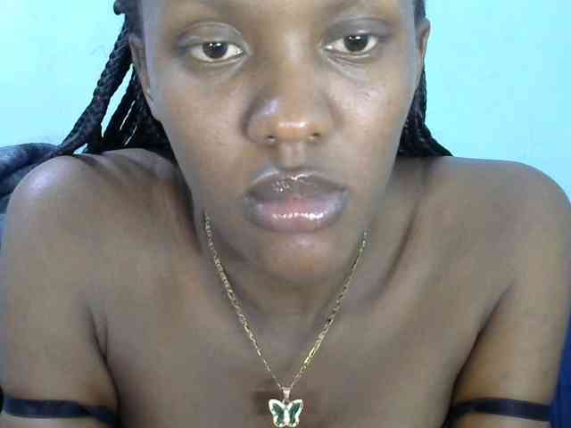 Trisha254 webcam