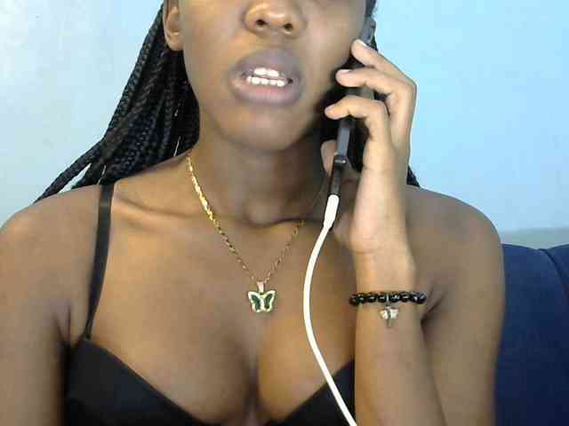 Trisha254 webcam