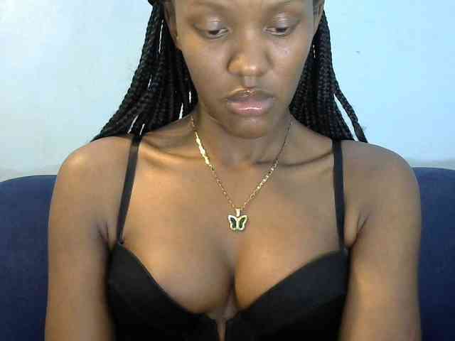 Trisha254 webcam