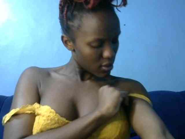 Trisha254 webcam