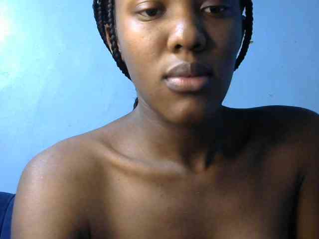 Trisha254 webcam