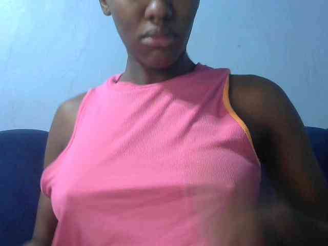 Trisha254 webcam