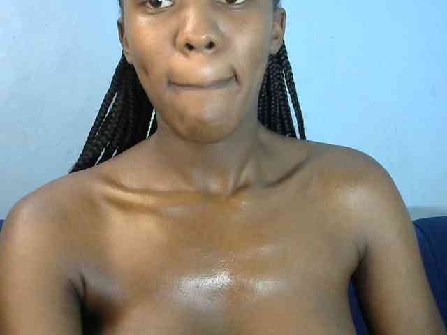 Trisha254 webcam