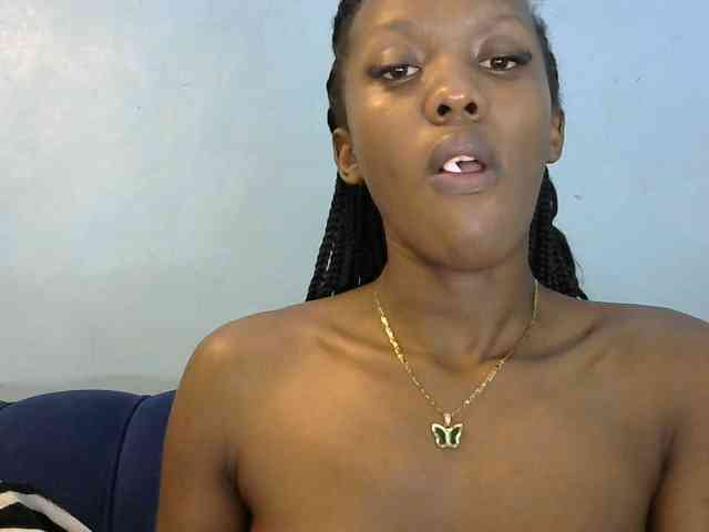 Trisha254 webcam
