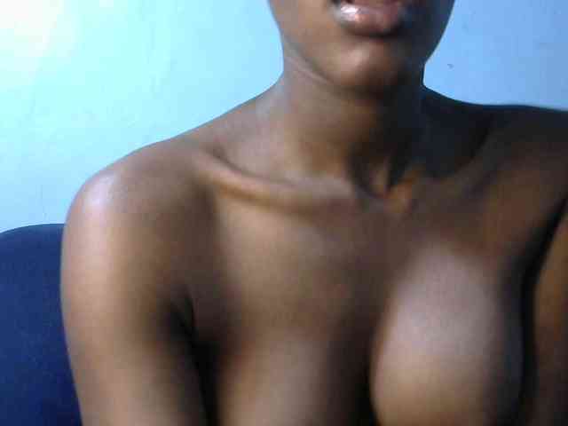 Trisha254 webcam