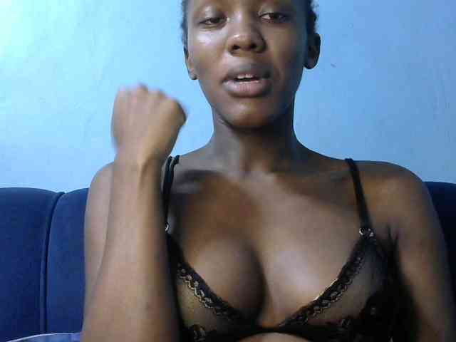 Trisha254 webcam