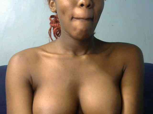 Trisha254 webcam