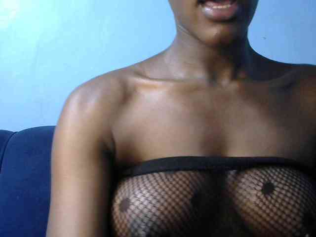 Trisha254 webcam