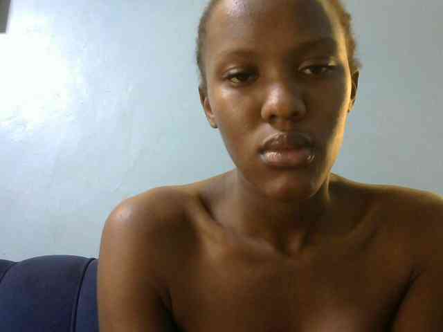 Trisha254 webcam