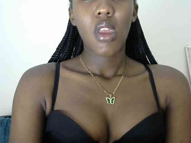 Trisha254 webcam