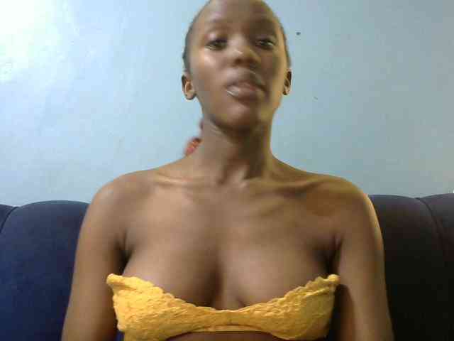 Trisha254 webcam