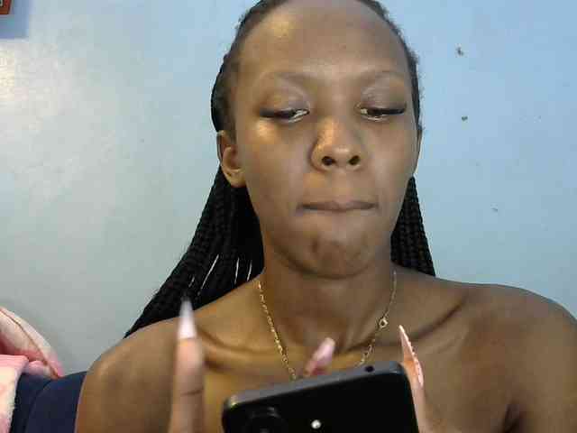 Trisha254 webcam