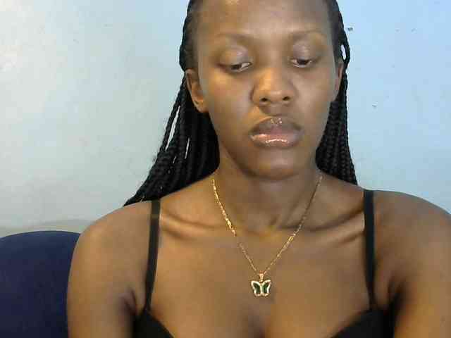 Trisha254 webcam