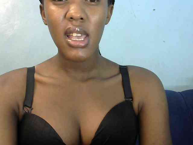 Trisha254 webcam